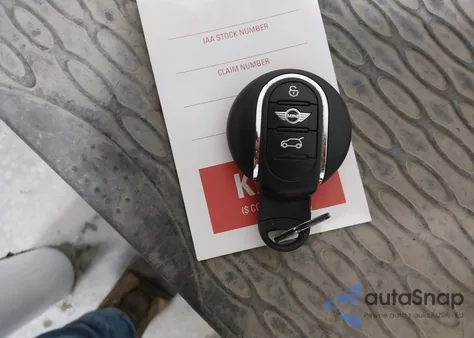 2018 Mini Clubman Cooper z USA, uszkodzony, nr VIN WMWLU1C52J2F29373